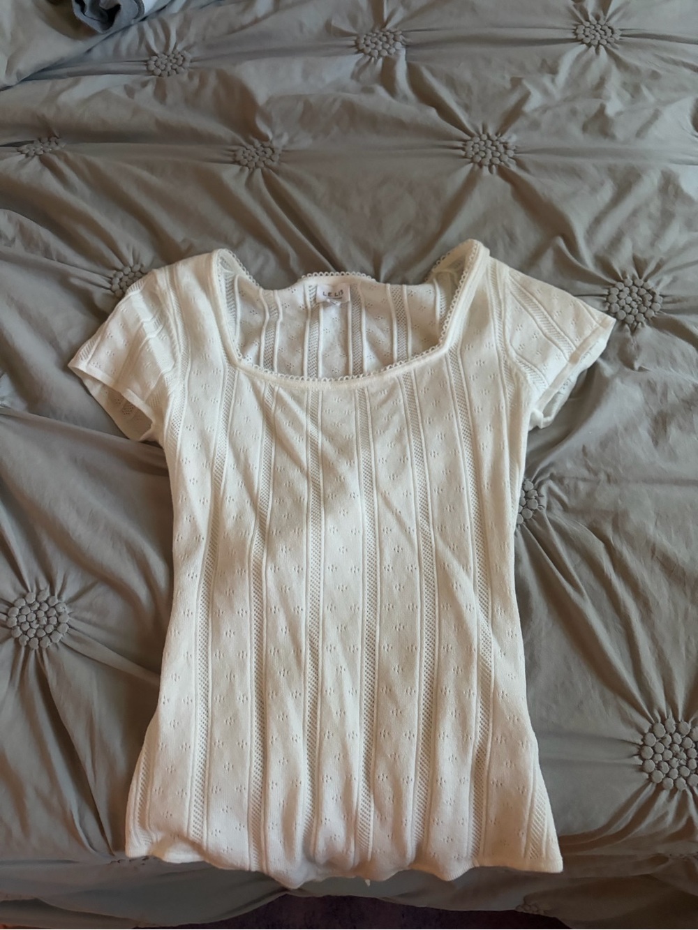 Women's Short Sleeve Scoop Neck Knit Top - White